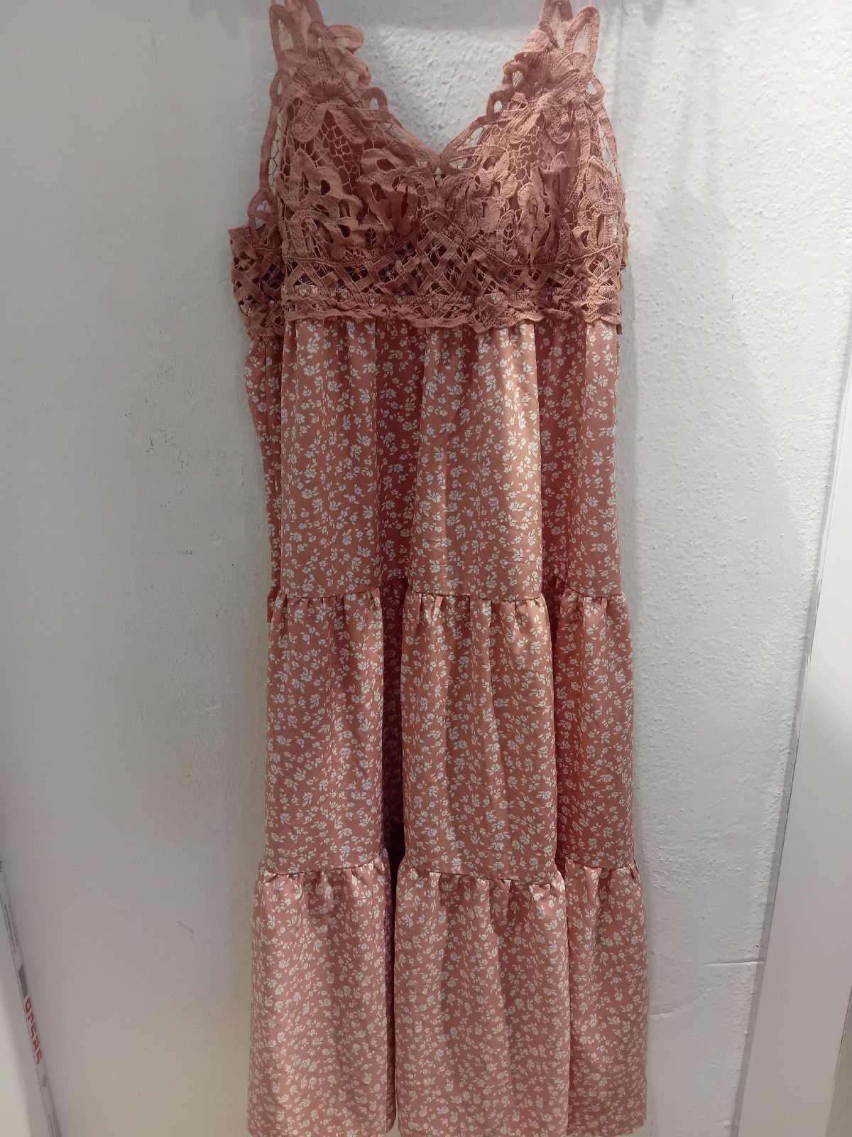 Robe effet satinée nettoyage au machine wash