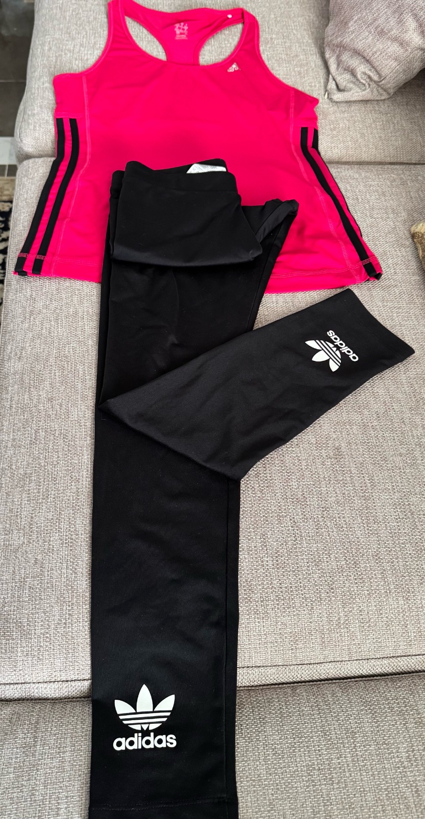 Tenue de sport addidas