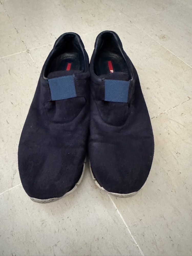 Baskets prada pour la marche