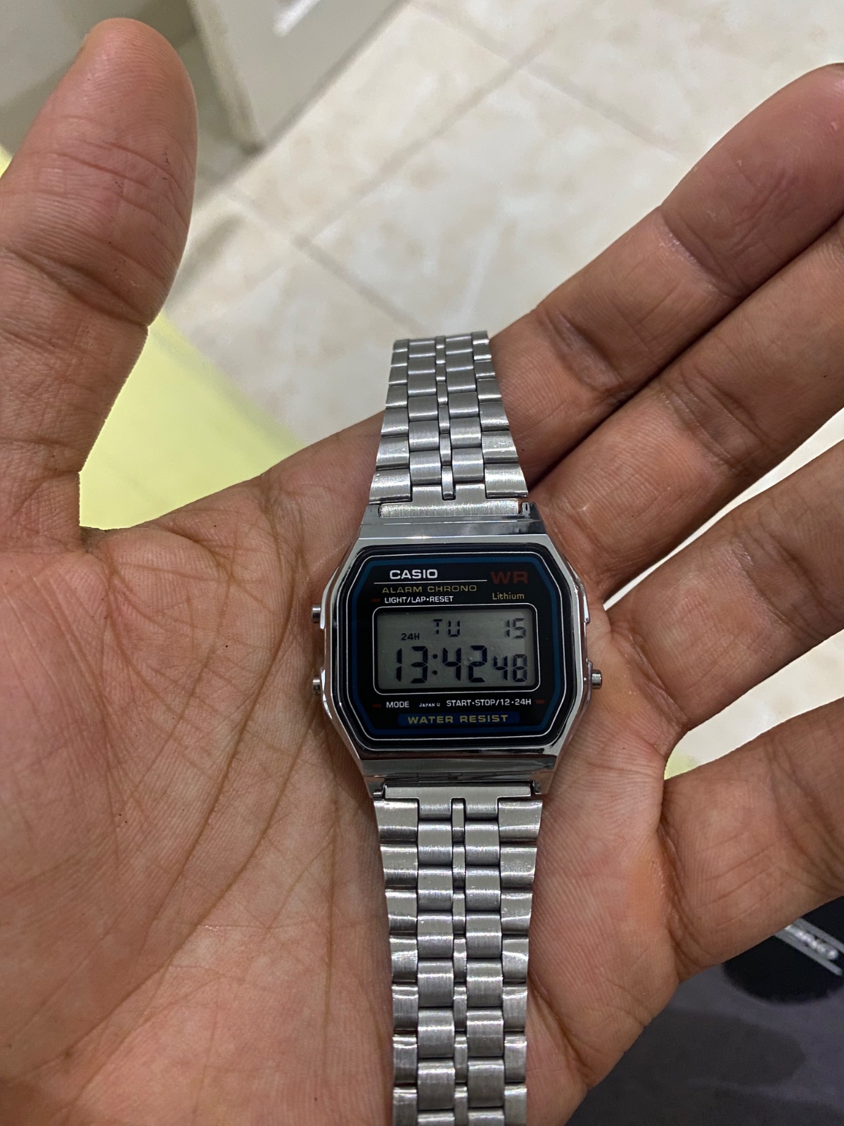 Montre casio classique silver original