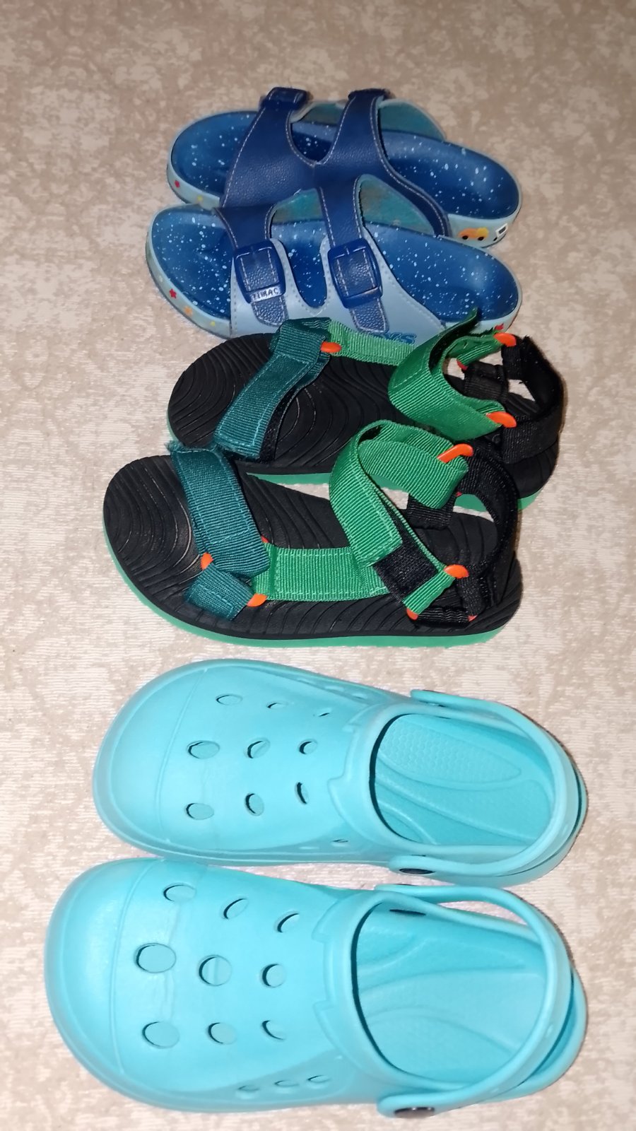 Sandale ..crocs et claquette