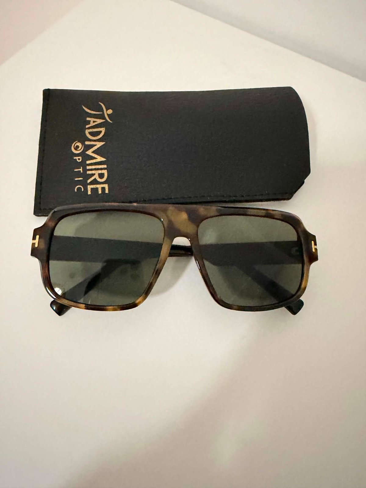 Lunette solaire polarisé modele Tom Ford 