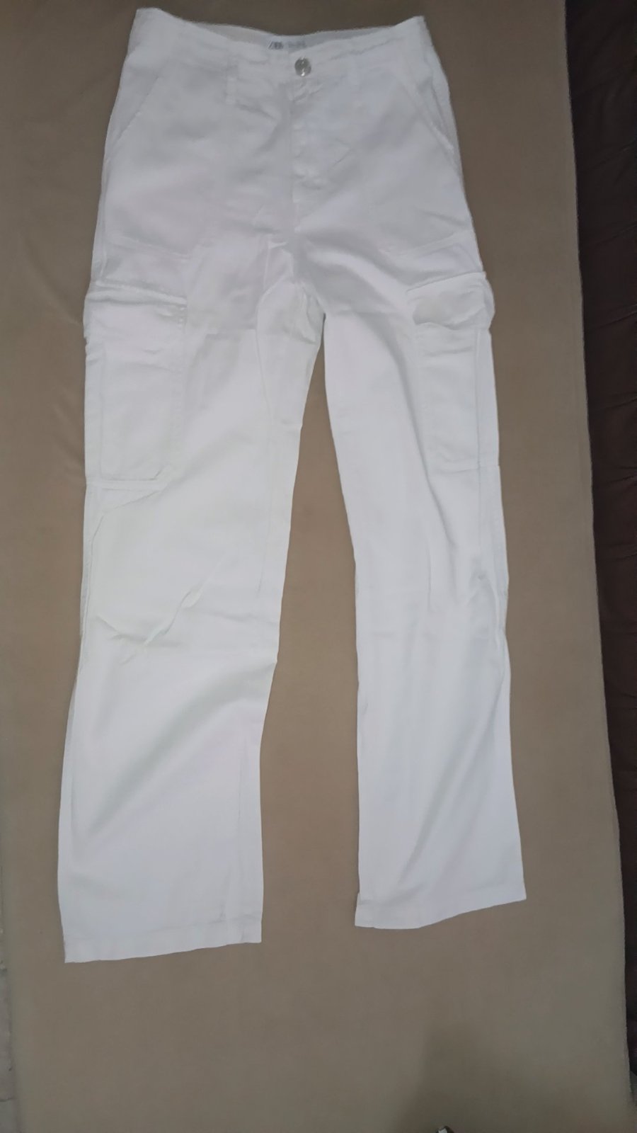 Pantalon taille 36 très neuf cargo 