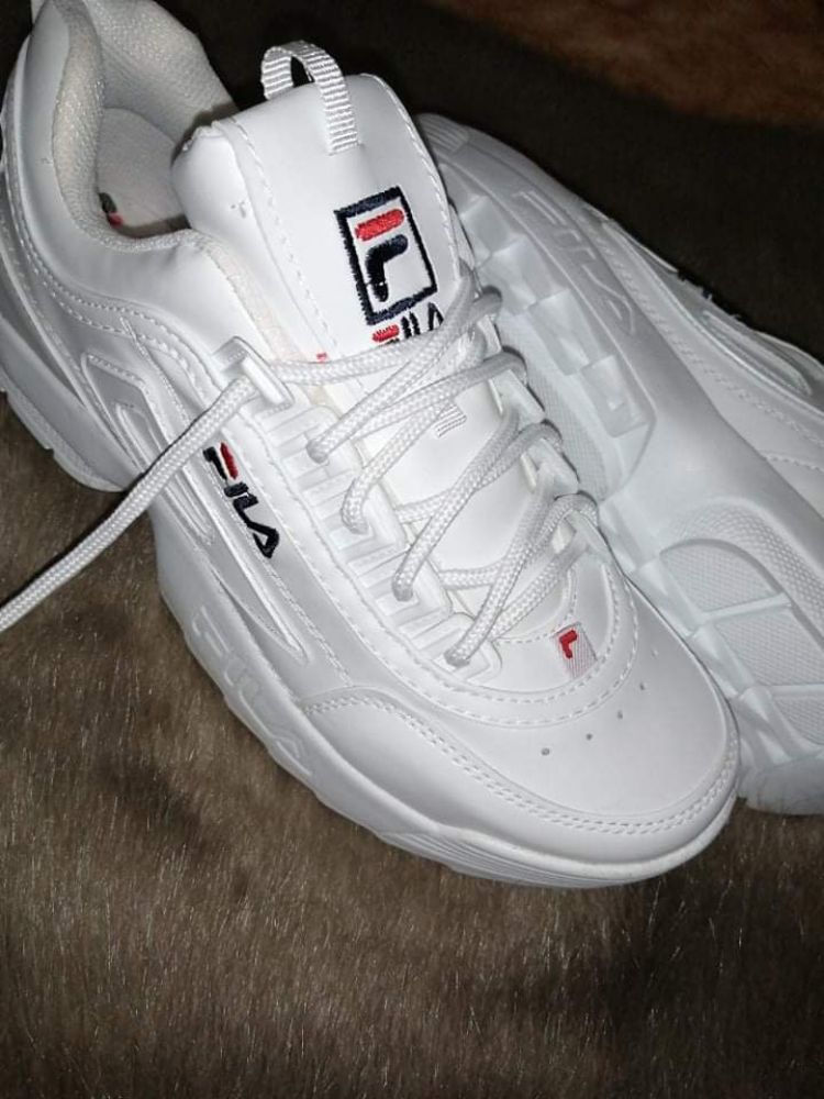 fila taille 33