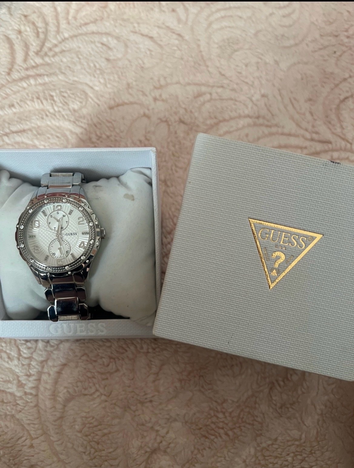 Montre guess femme