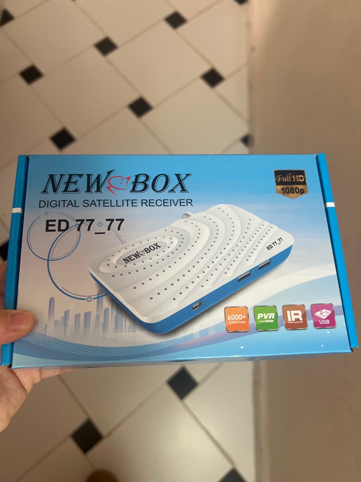 Box NEWBOX ED77‑77 Digital Satellite Receiver 