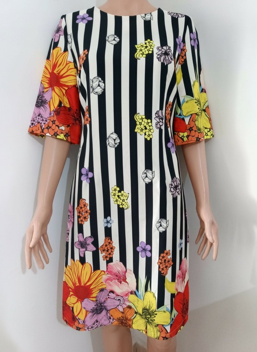 Robe rayée avec fleurs , ALESIA made in italy , état neuf