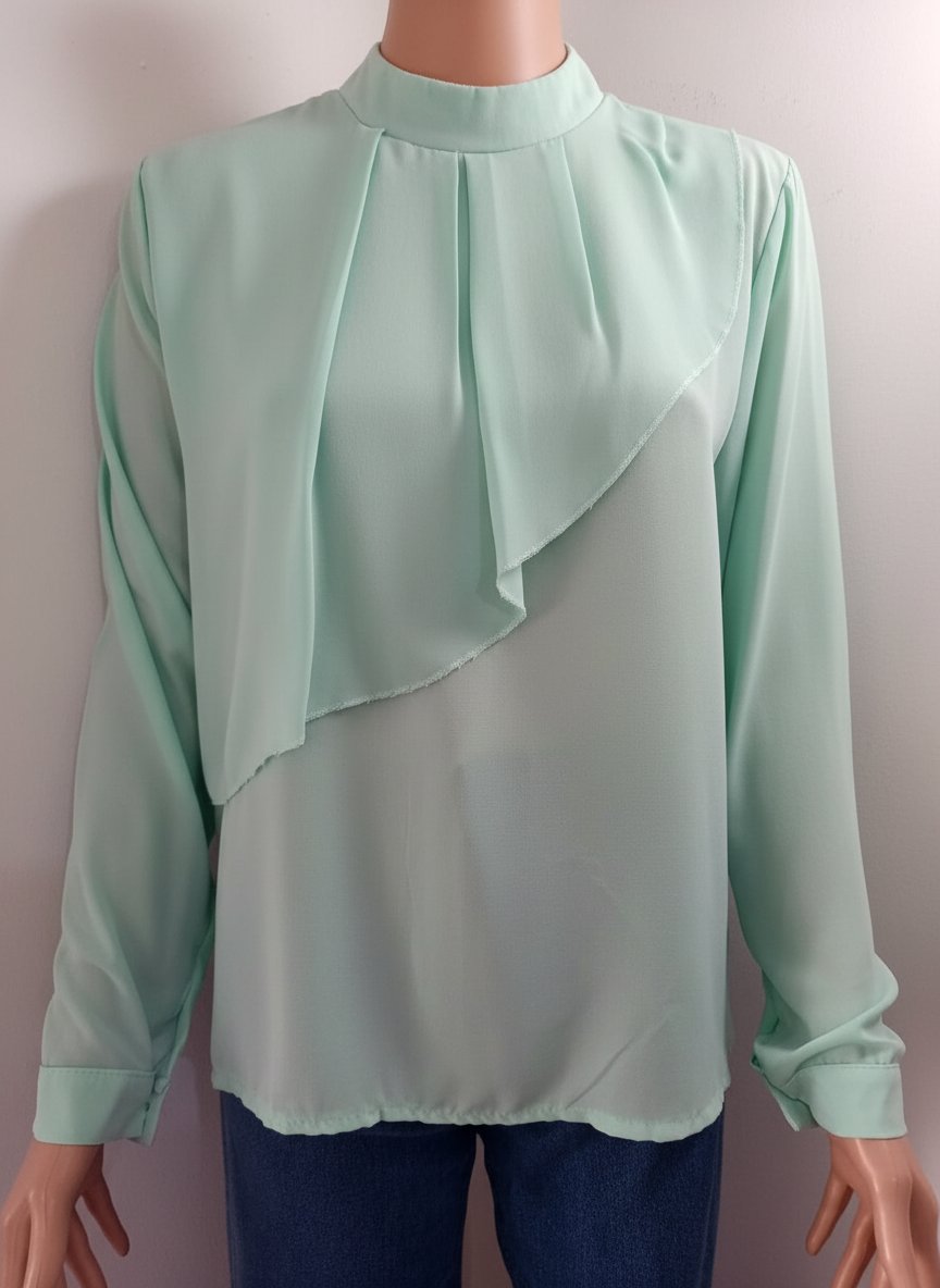 Chemise turquoise femme , état neuf
