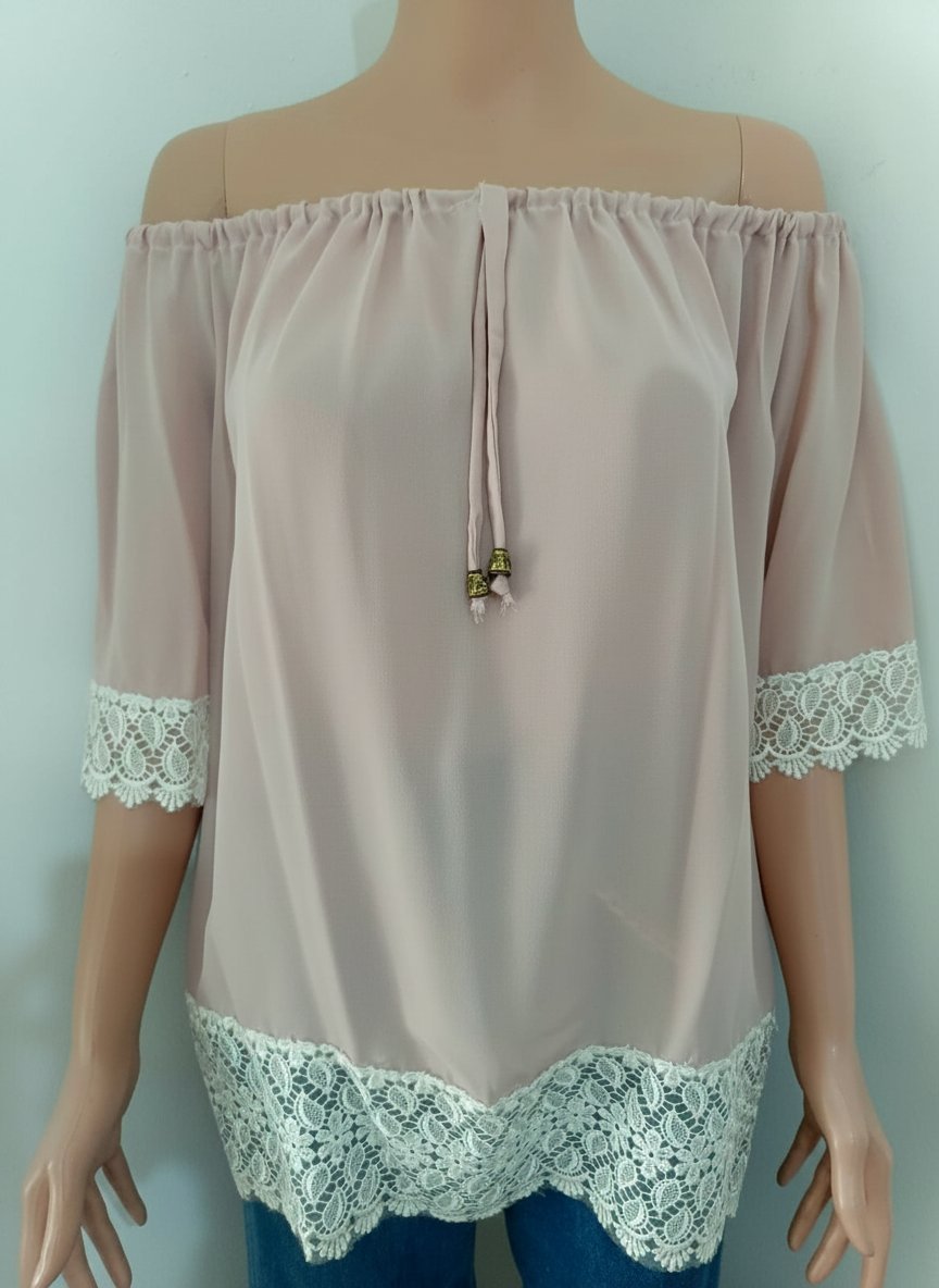 T-shirt rose femme , état neuf 