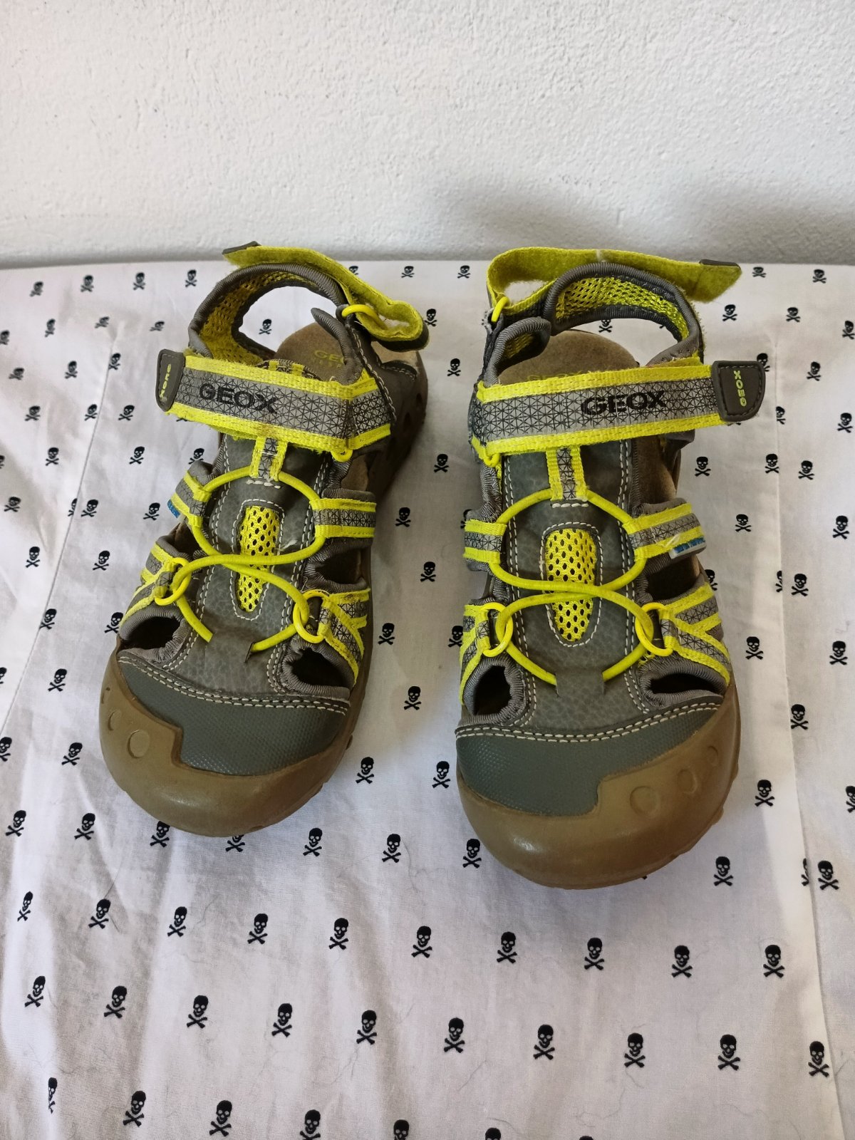 Geox 32