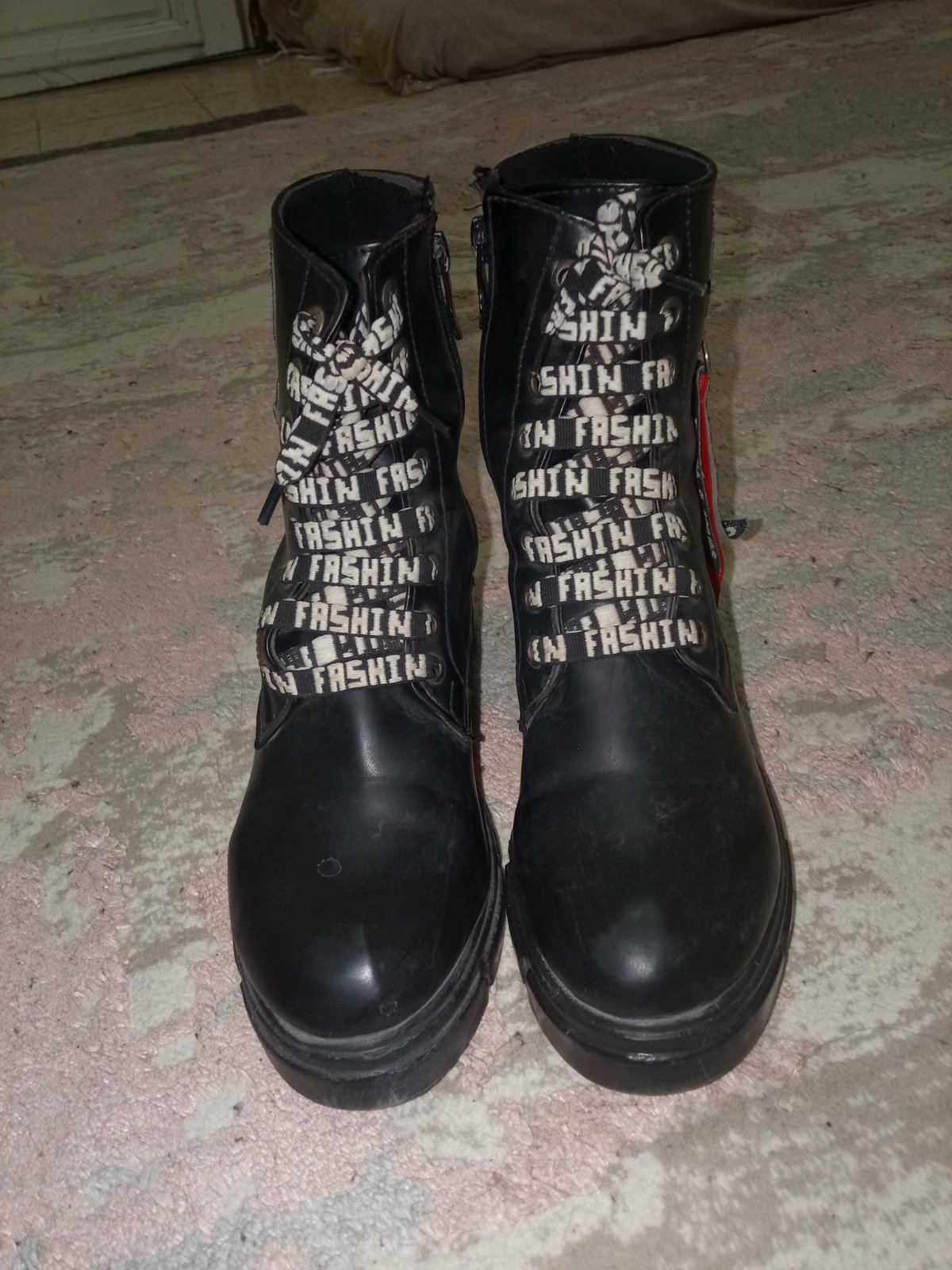 Bottines noir pour femmes
