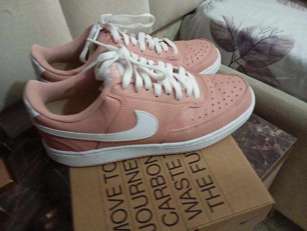 Nike court vison low
