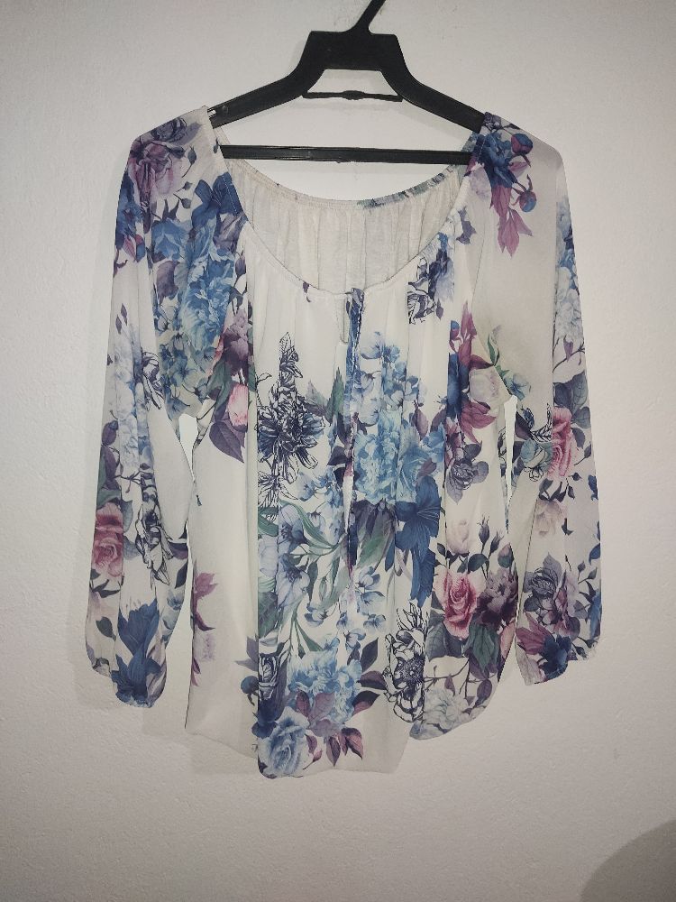 Pull fleurale ècrat 