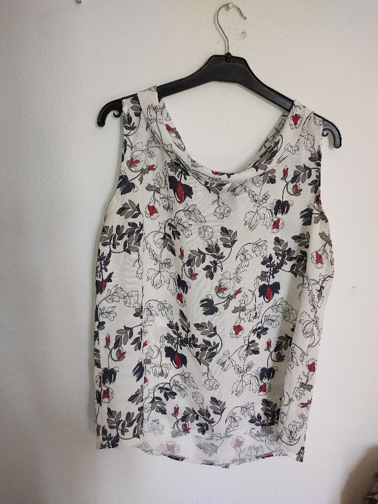 T-shirt fleurale 