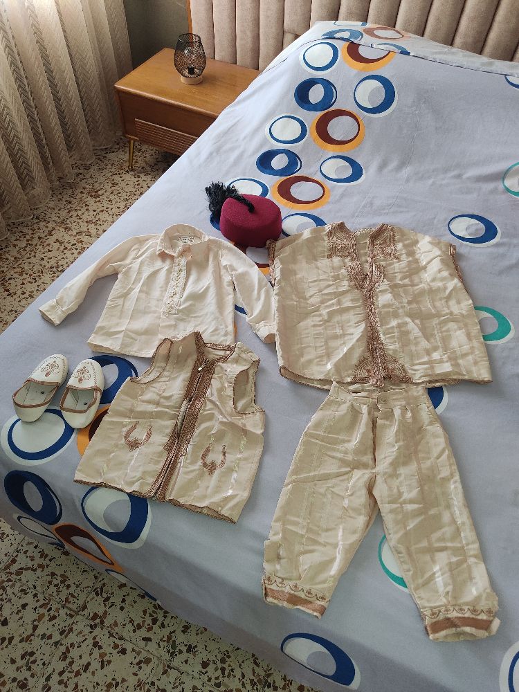   جبة طهور كاملة جديدة(شاشية+بلغة) 