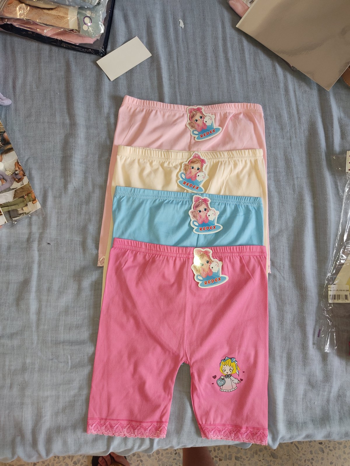 Lot des chartes pour fille 4 couleurs