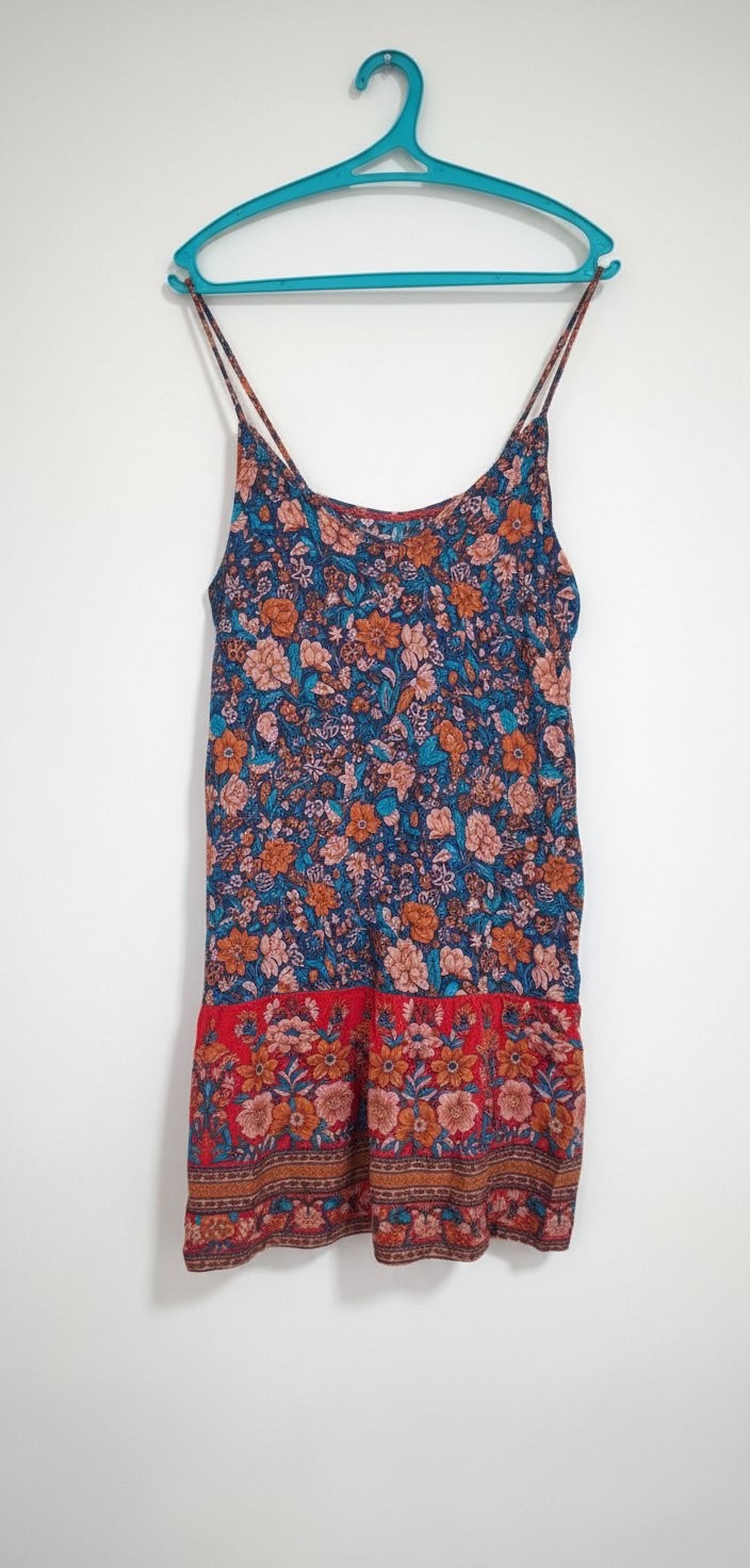 Robe de plage fleurie 🥰🥰🥰🥰🥰🥰🥰