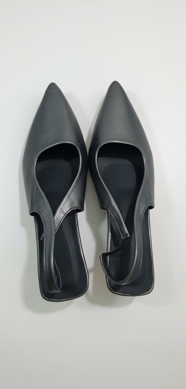 Escarpins gris foncé yeeeeser finou 🥰🥰🥰🥰🥰🥰🥰