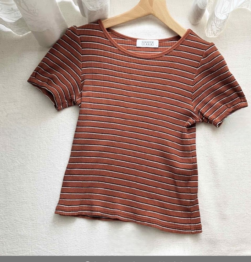 T-shirt marron 
