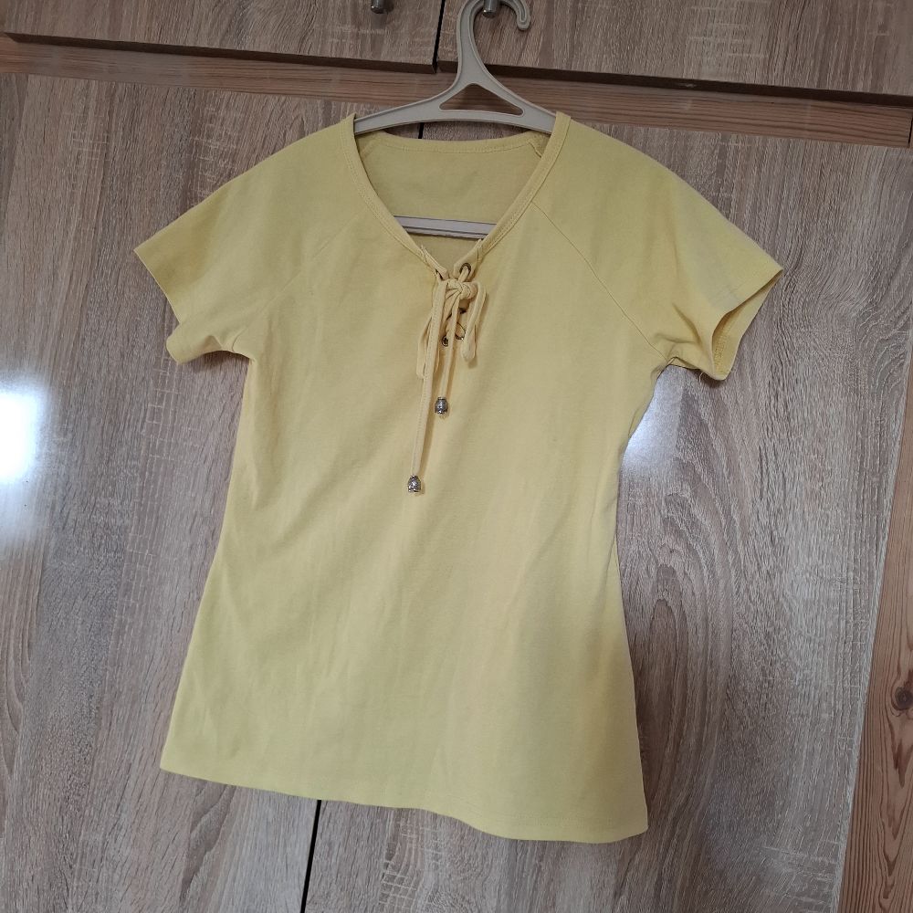 T-shirt jaune 