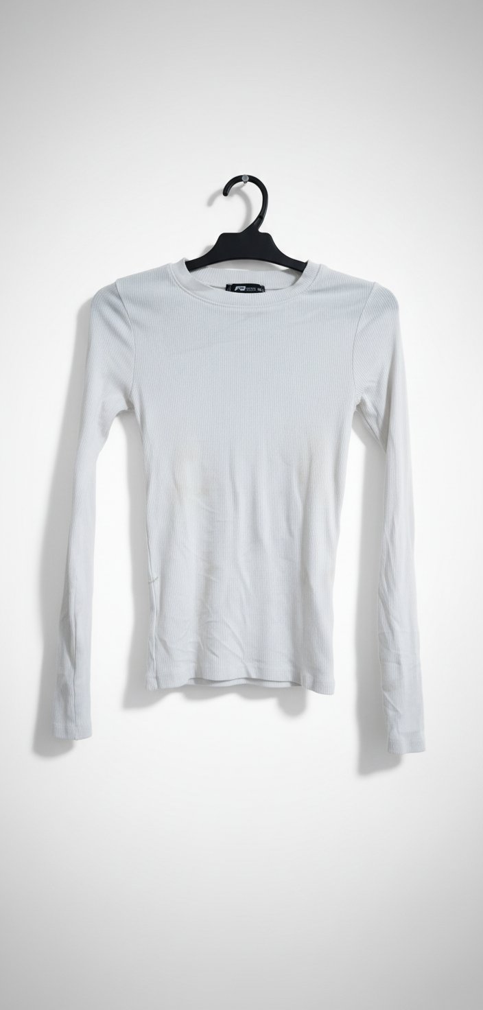 Pull blanc basique 