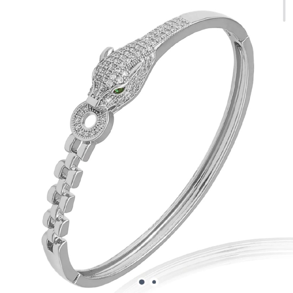 Bracelet en forme de tête de panthère 