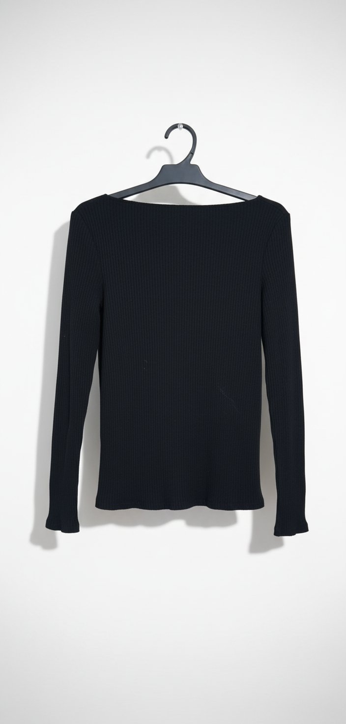 Pull noir basique yesser hlowww