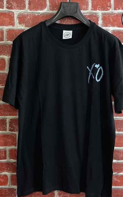 T shirt the weeknd