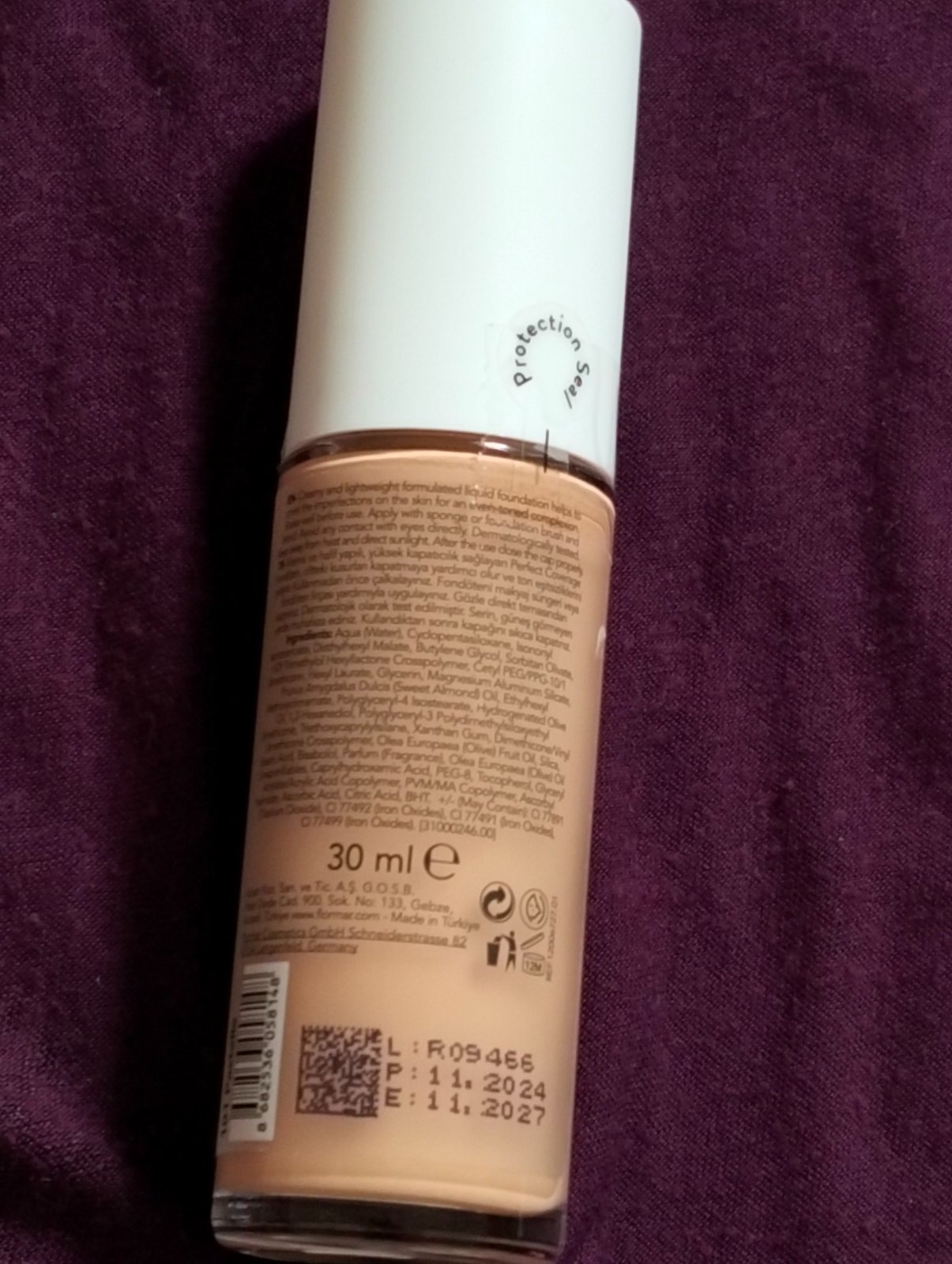 Fond de teint flormar importé tou neuf 