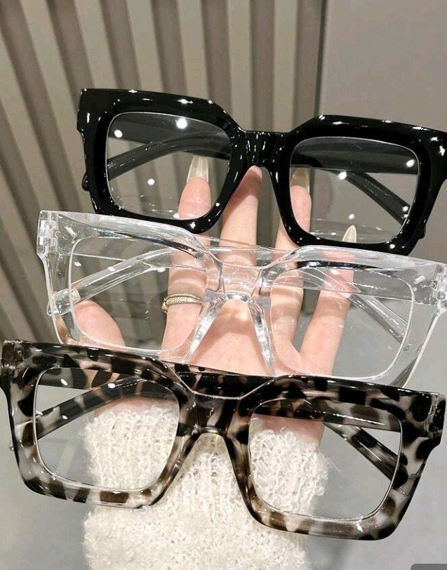 Trois lunette de marque shein