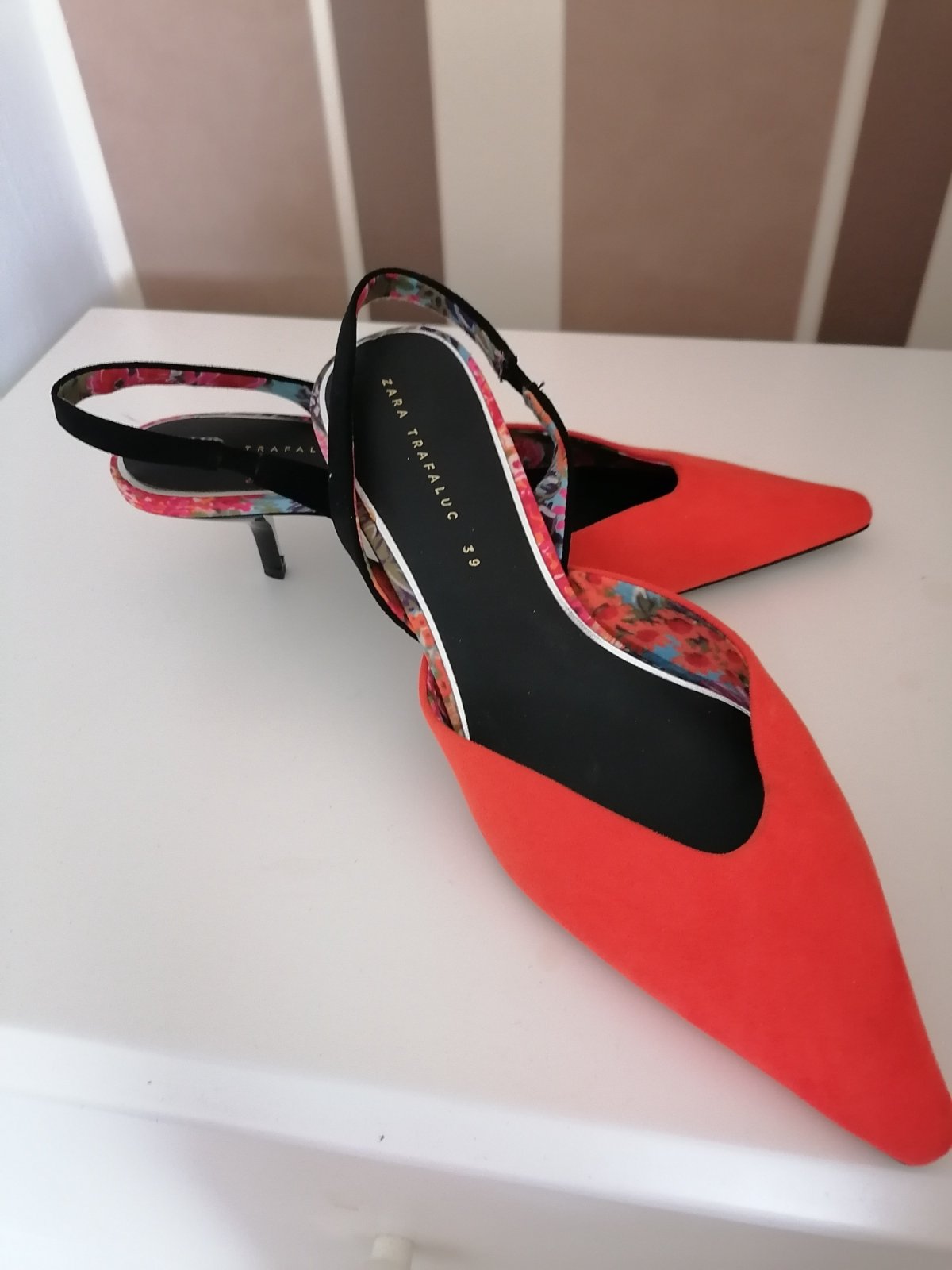 Chaussures zara pointure 39