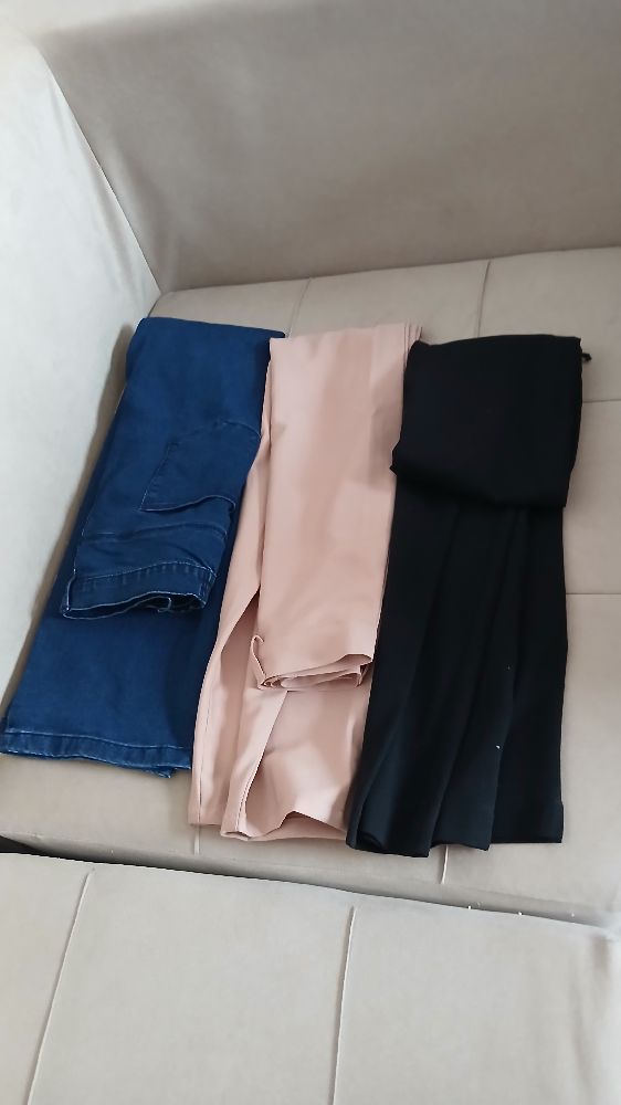Trois pontalon neuf grande taille 