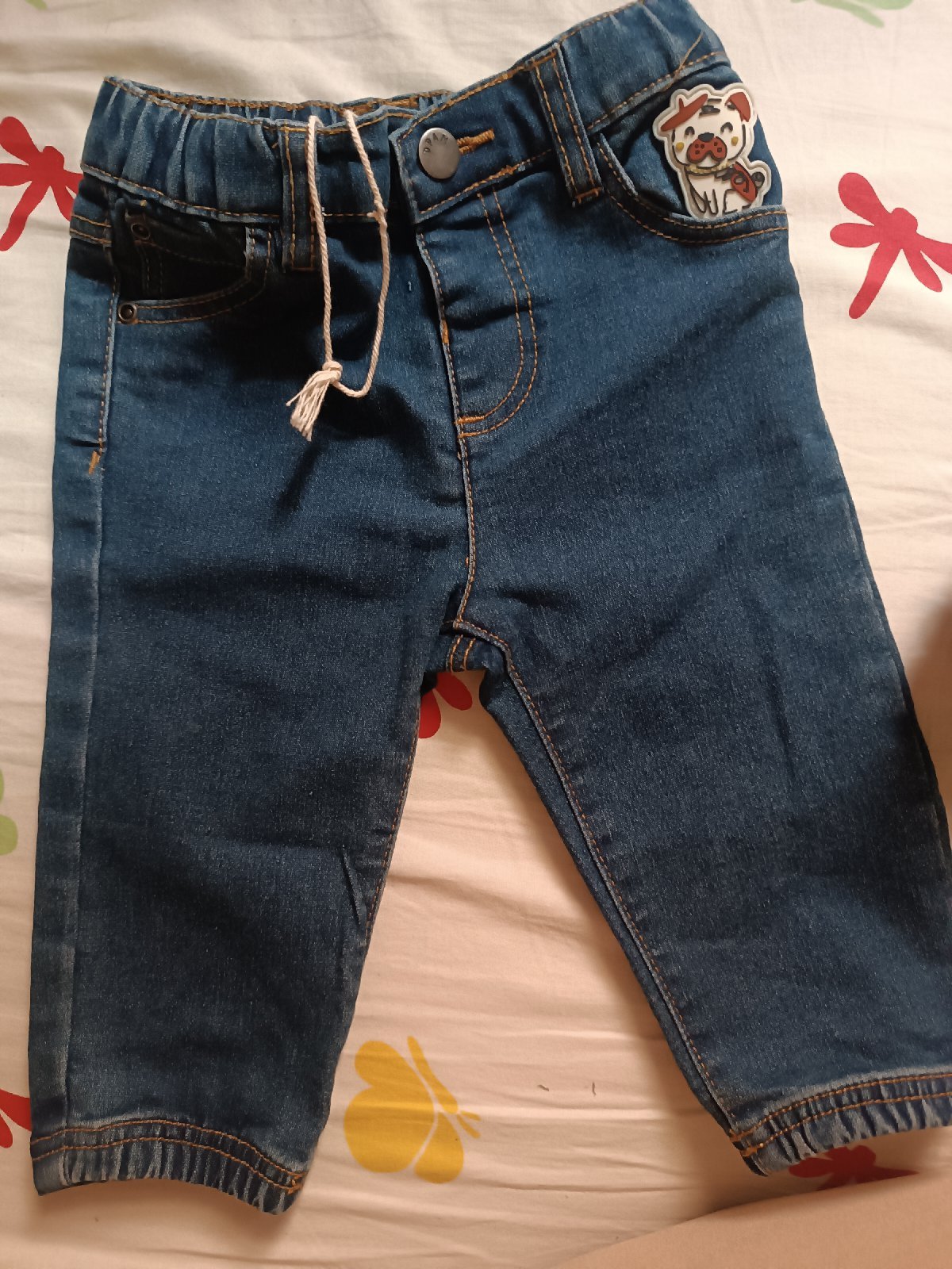 Très joli pantalon bebe 