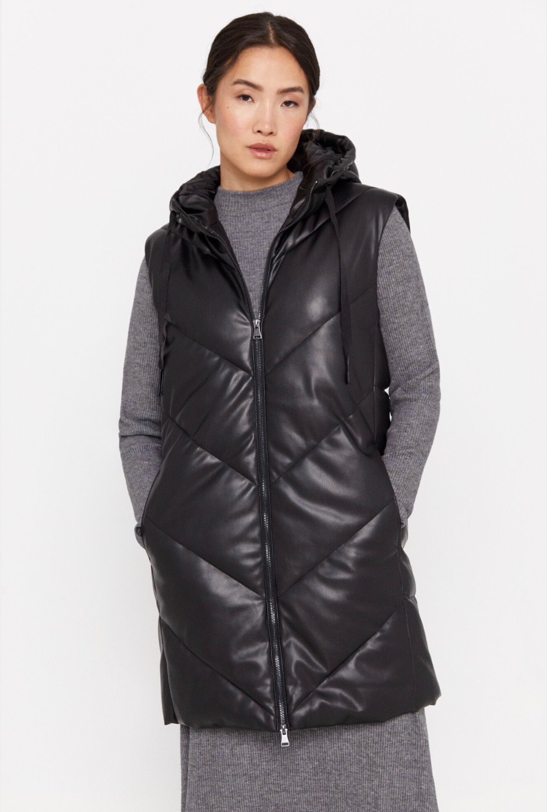 Doudoune sans manches longue a capuche, similicuir de la marque Tex Outerwear taille S 