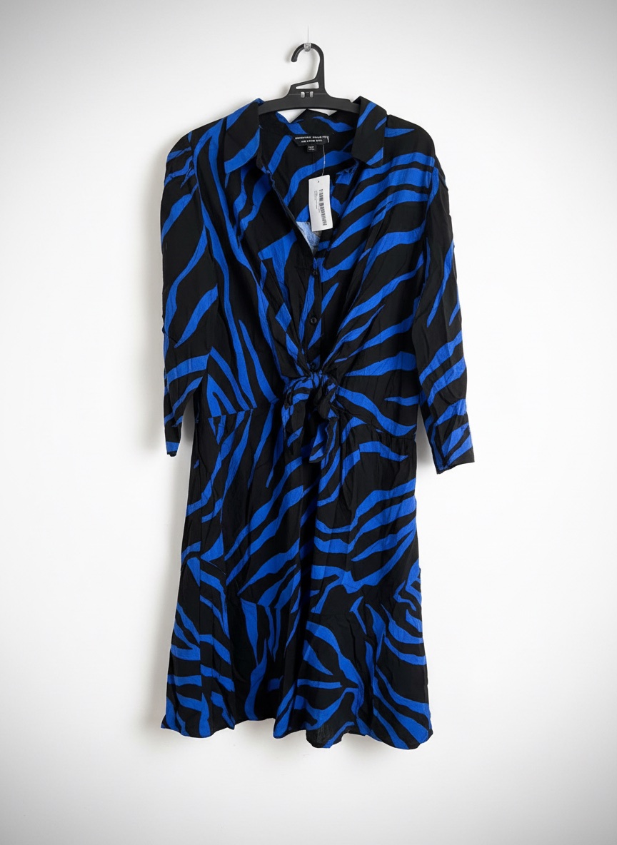 Robe fluide de la marque Dorothy Perkins avec noeud devant