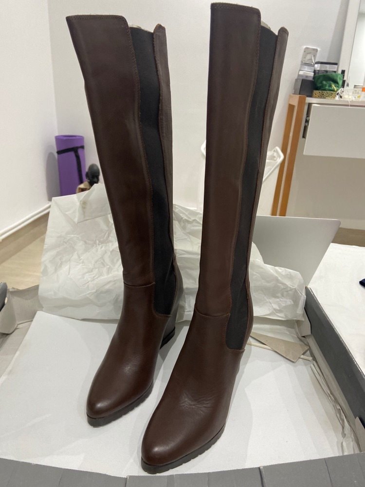 Bottes neuves
