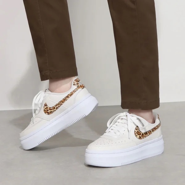Sneakers nike