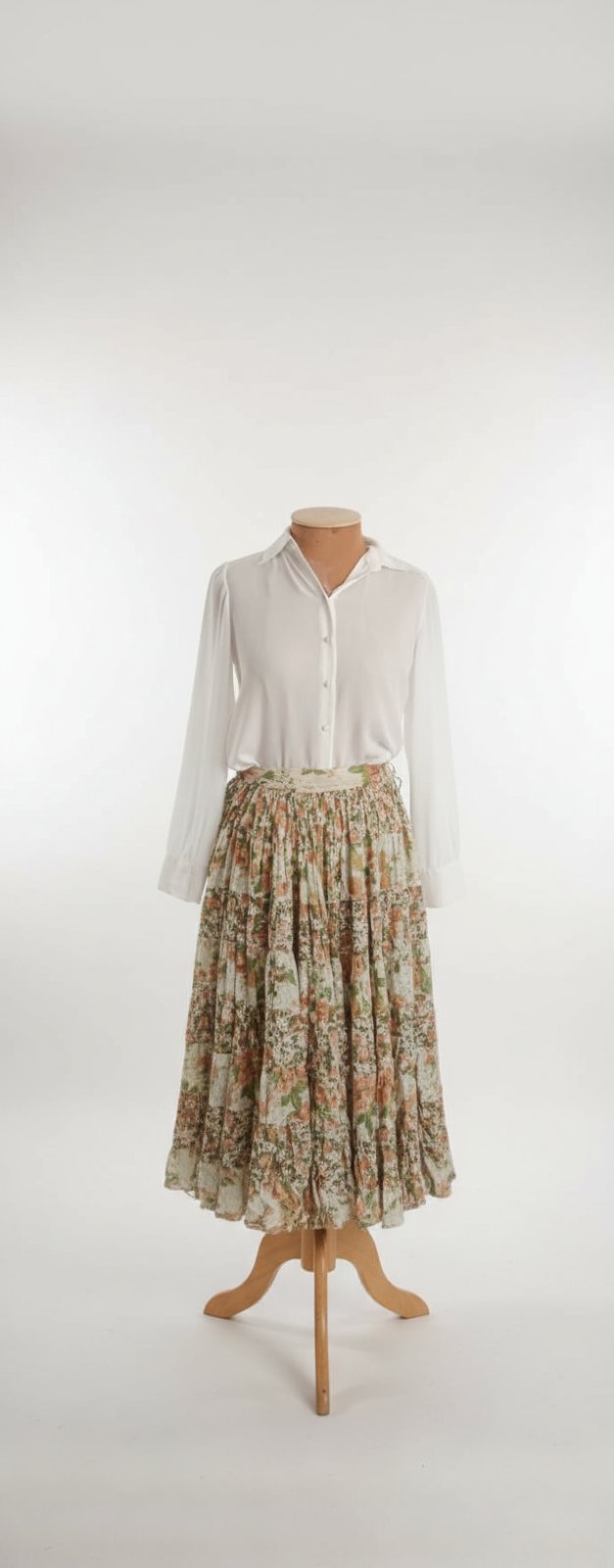 Jupe fleurie taille m 