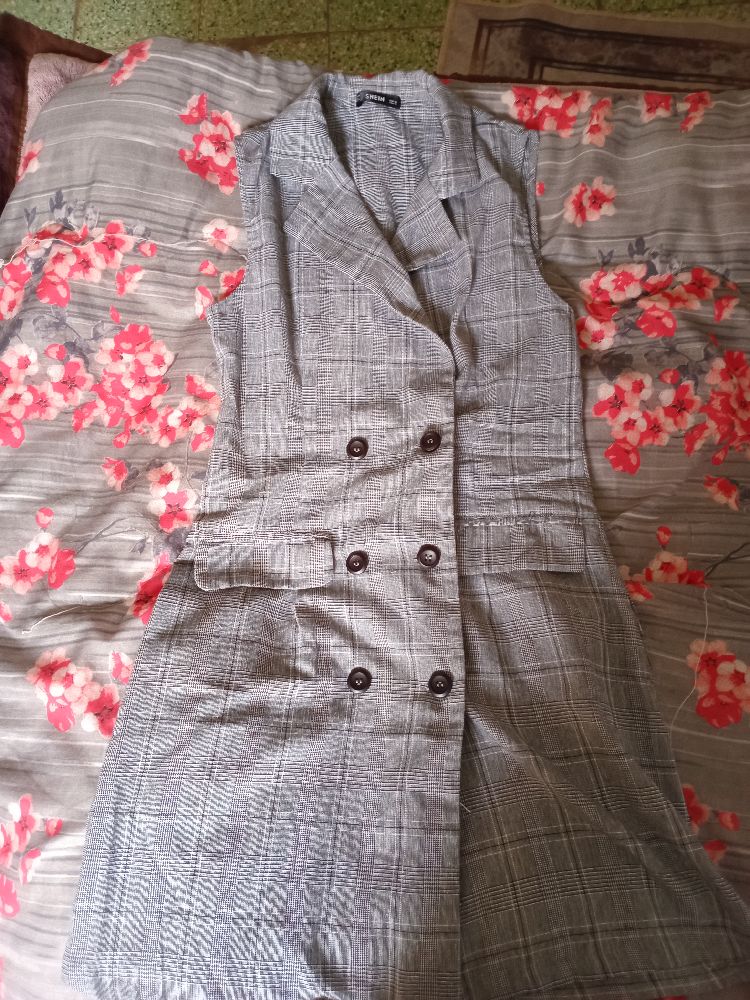 Robe la marque shein 