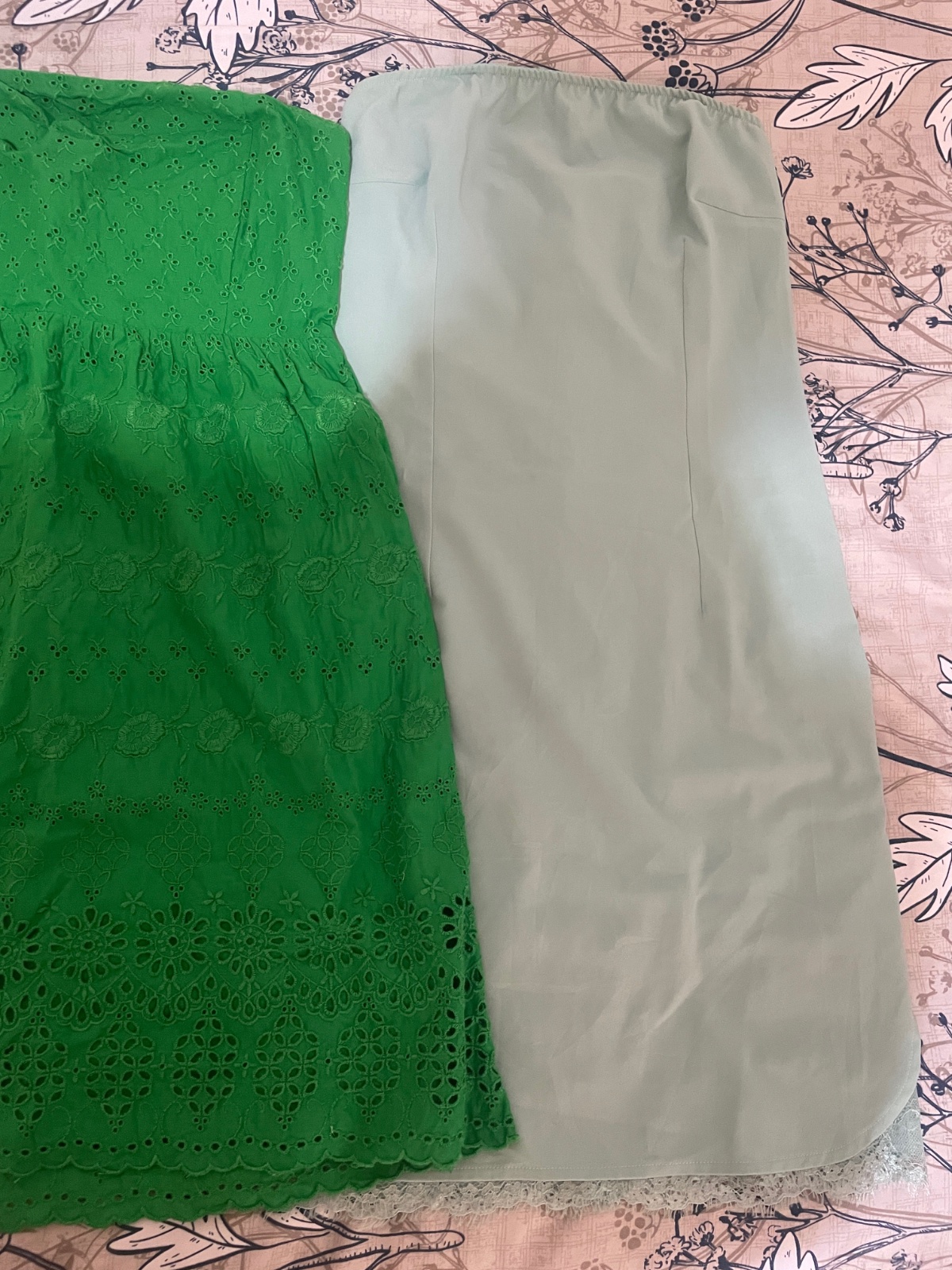  lot de deux robes