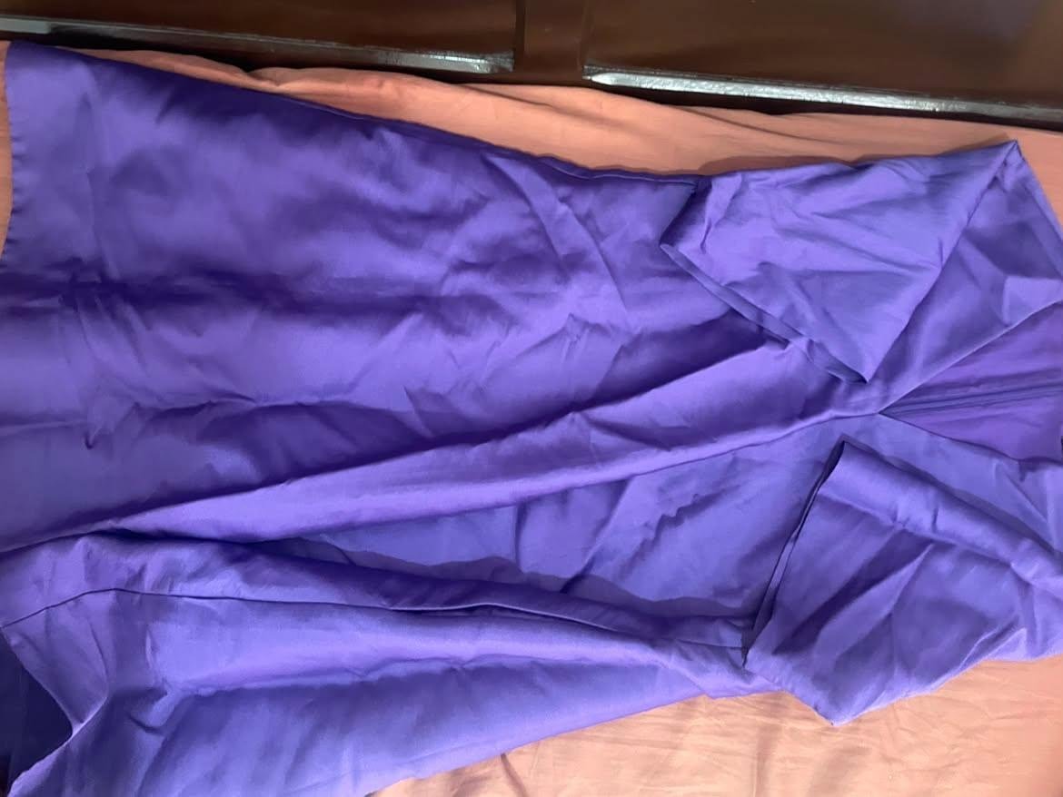 Robe violet 