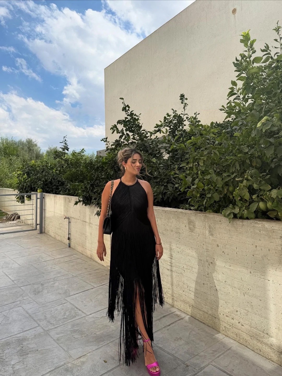 Robe noir avec dos nu