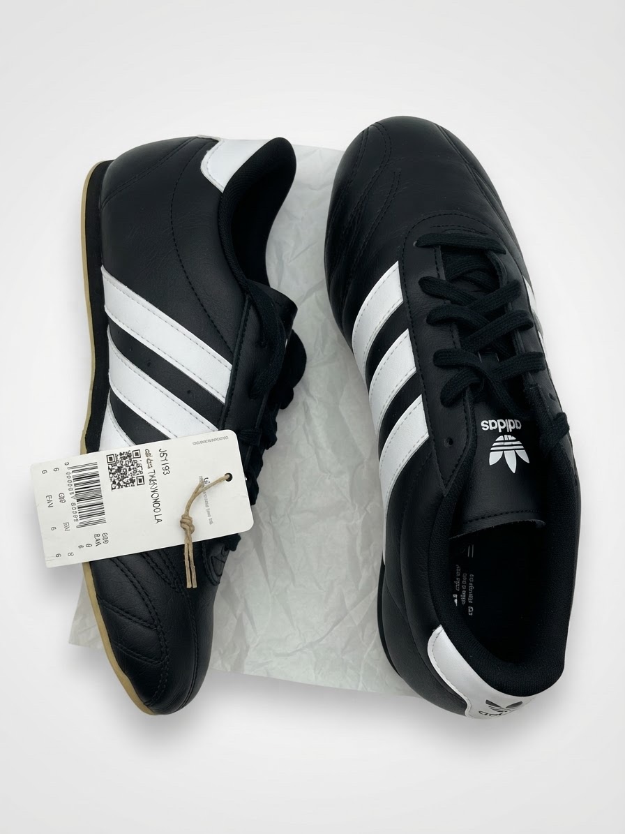 🖤 Adidas Taekwondo Originale 🇫🇷 | Neuve – Pointure 39 ✨