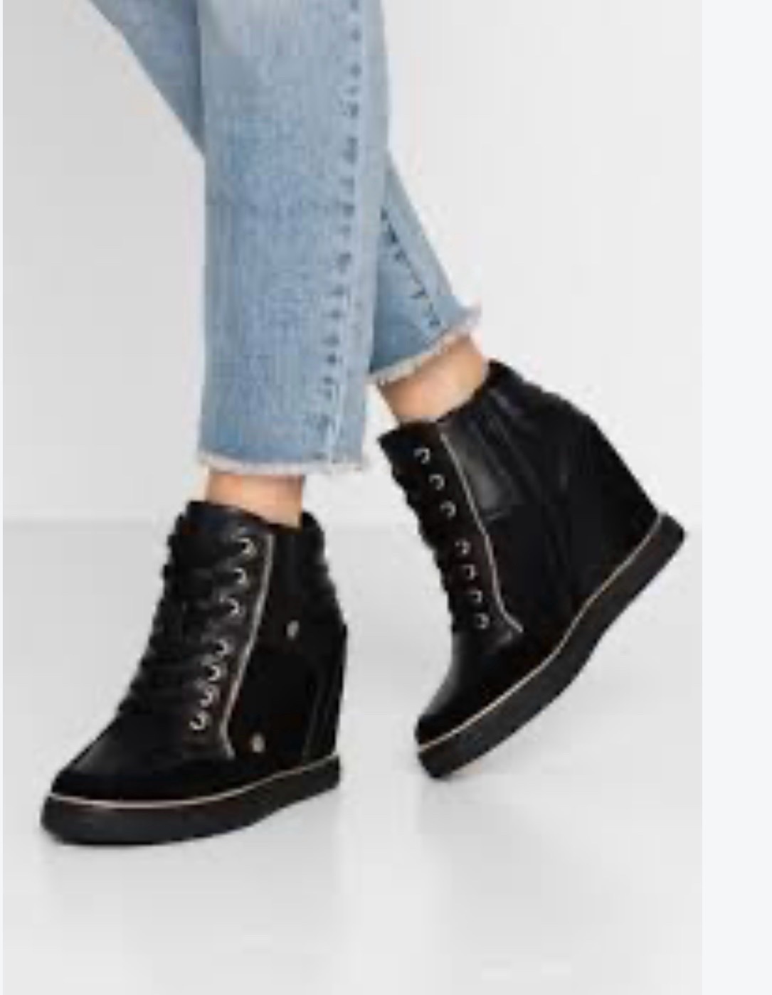 Chaussure compensées