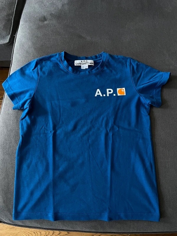 Carhartt tshirt apc