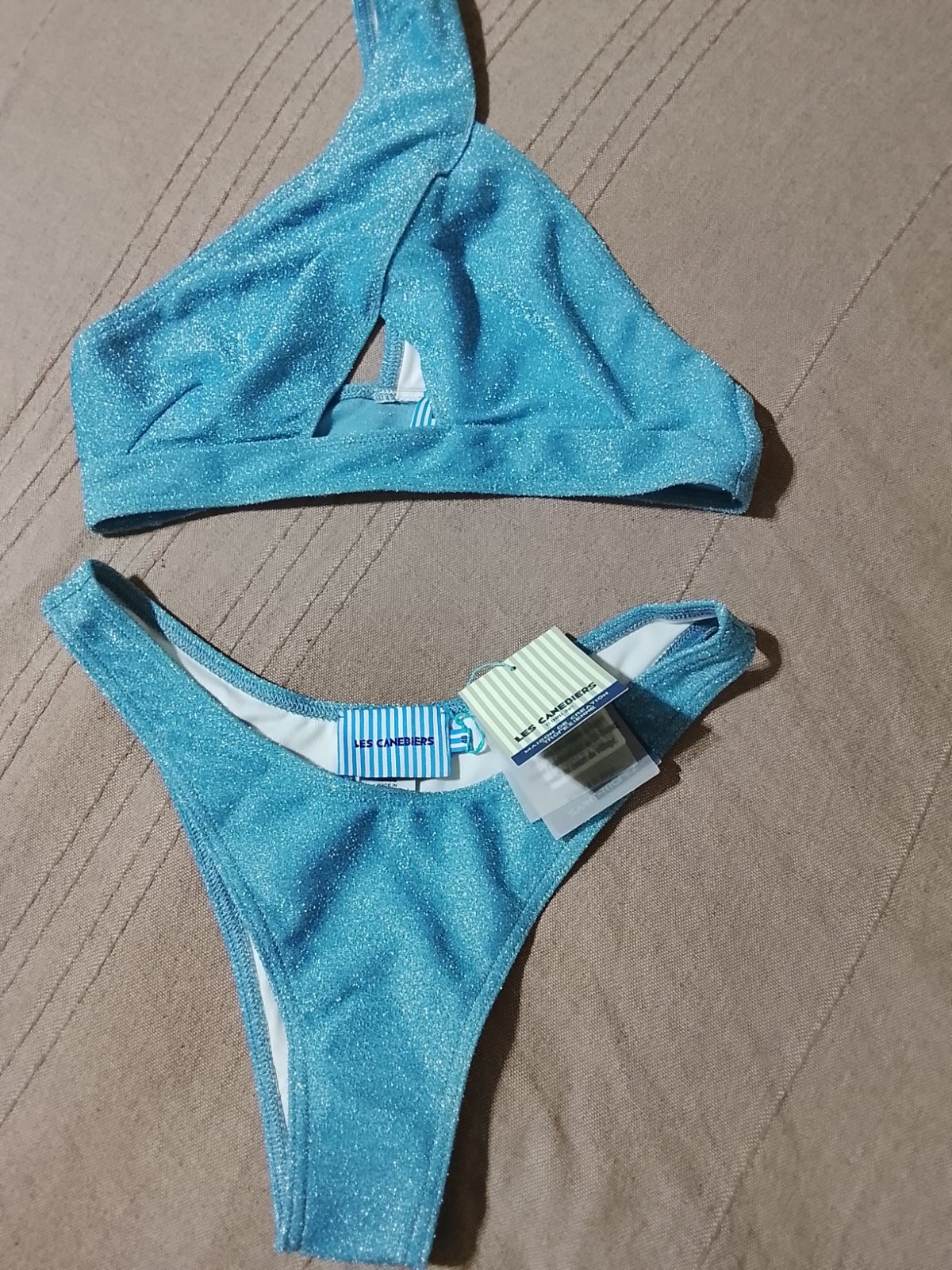 Bikini très beau et sexy marque les canebiers 🩵