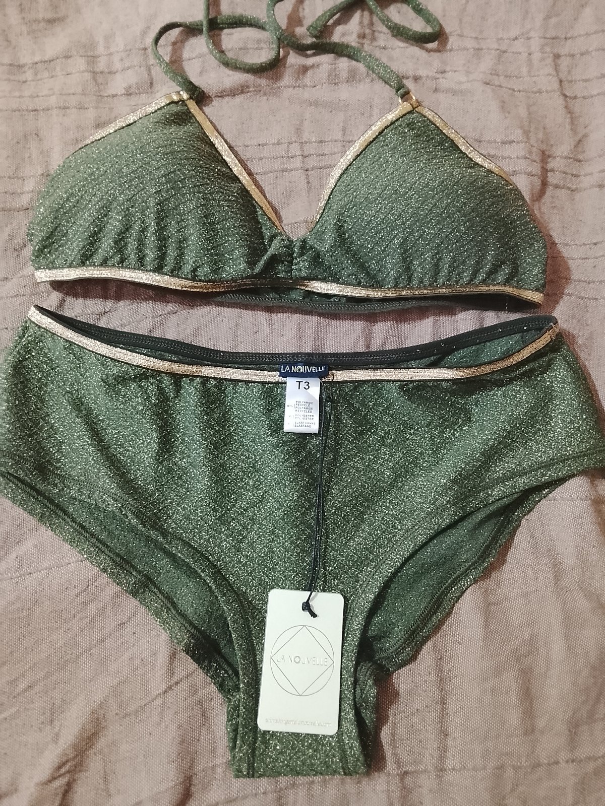 Bikini vert kaki taille 3 marque la nouvelle