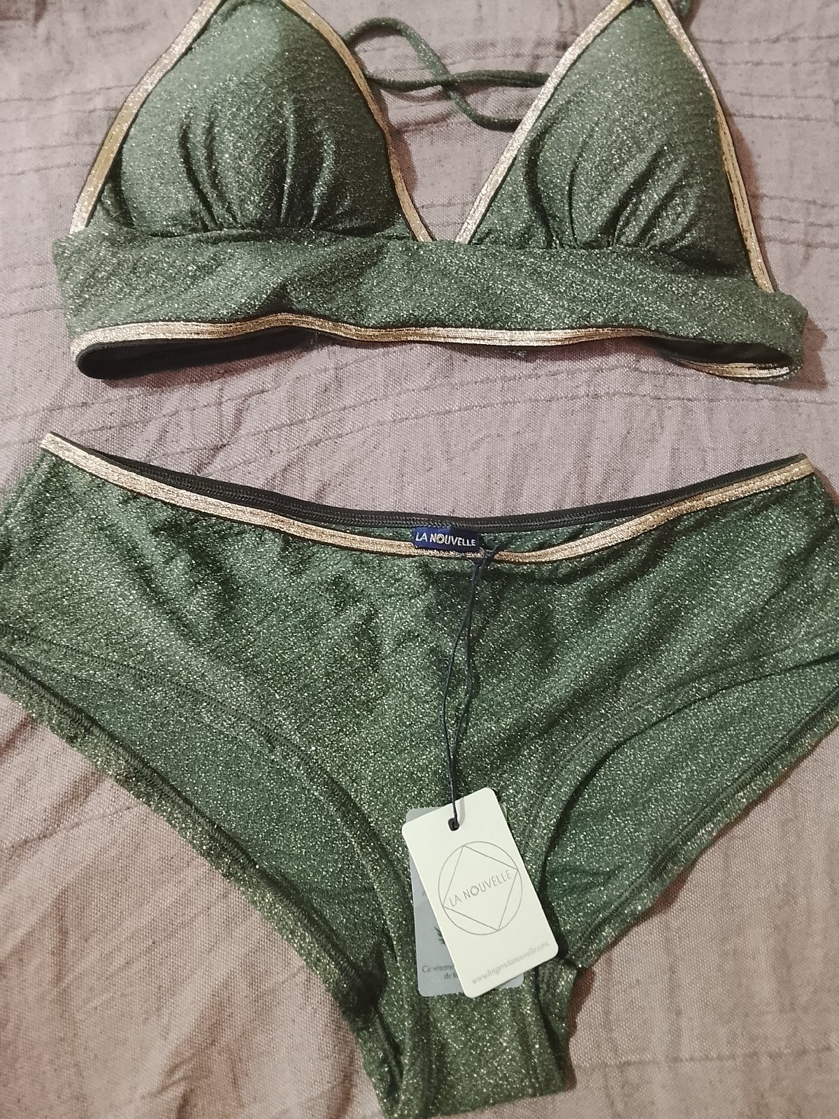 Bikini vert kaki taille 4 marque la nouvelle 