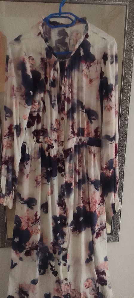 Robe tres jolie 🌹💐🌺🌷