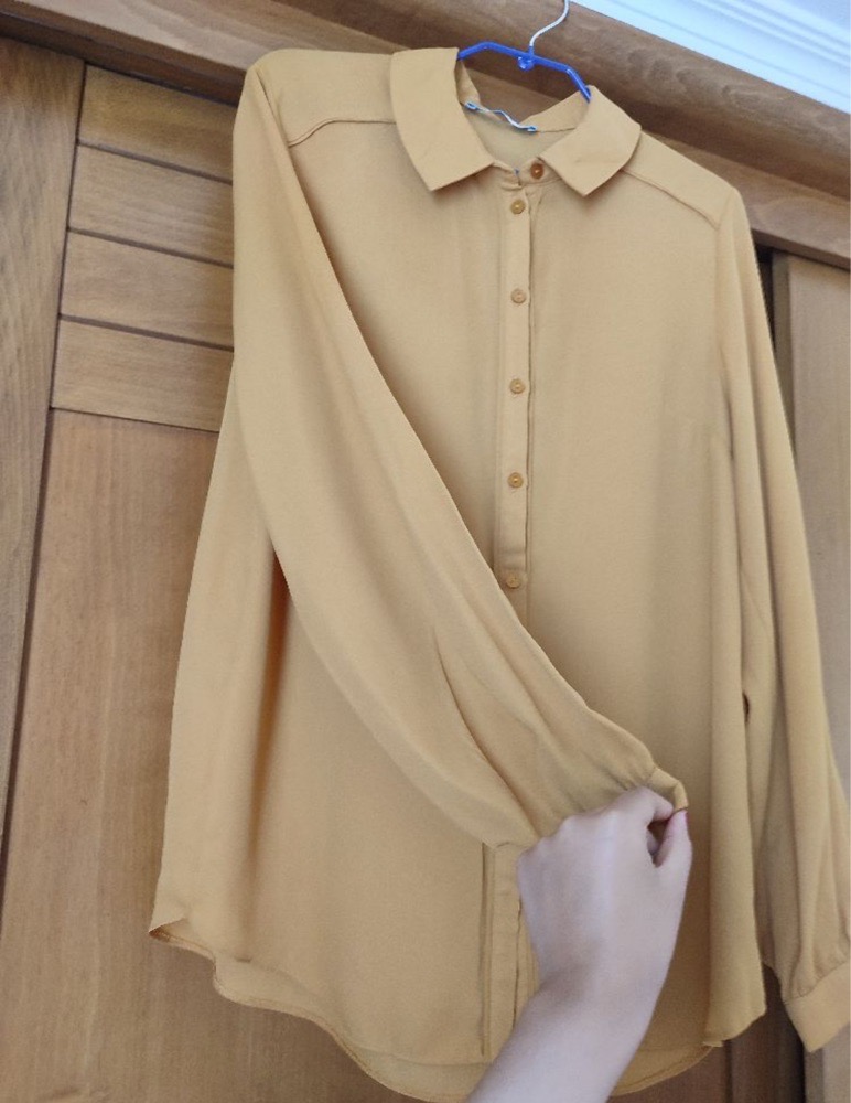 Chemise moutarde 🏵️